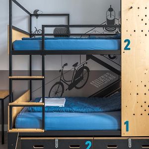 Budget Private Bathroom Twin Room